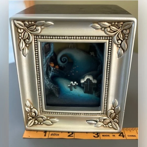 Disney Olszewski Gallery of Light Nightmare Before Christmas Jack Sally Embrace - Picture 5 of 6